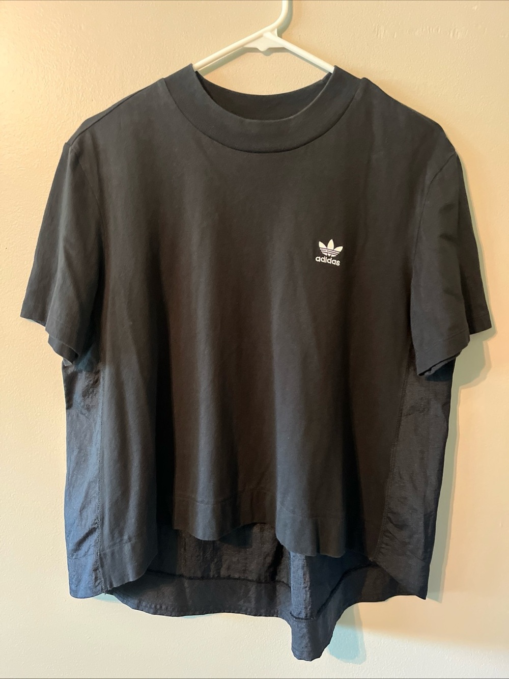 Women’s Adidas Black Short Sleeve Shirt Logo Medium Mixed Media